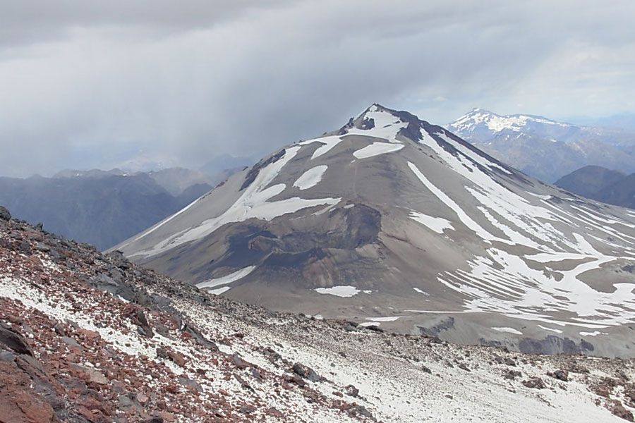 Cerro-Azul-Quizapu-RAYEN-GH.jpg