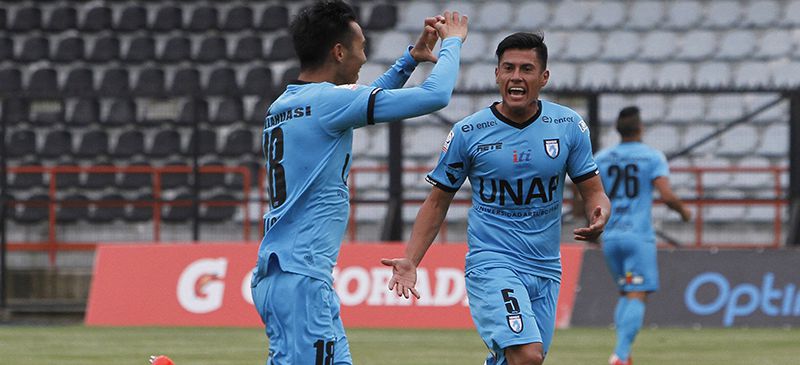 Huachipato vs Deportes Iquique, campeonato de Apertura 2016/2017.