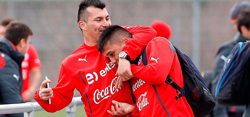 Gary Medel y Kevin Medel