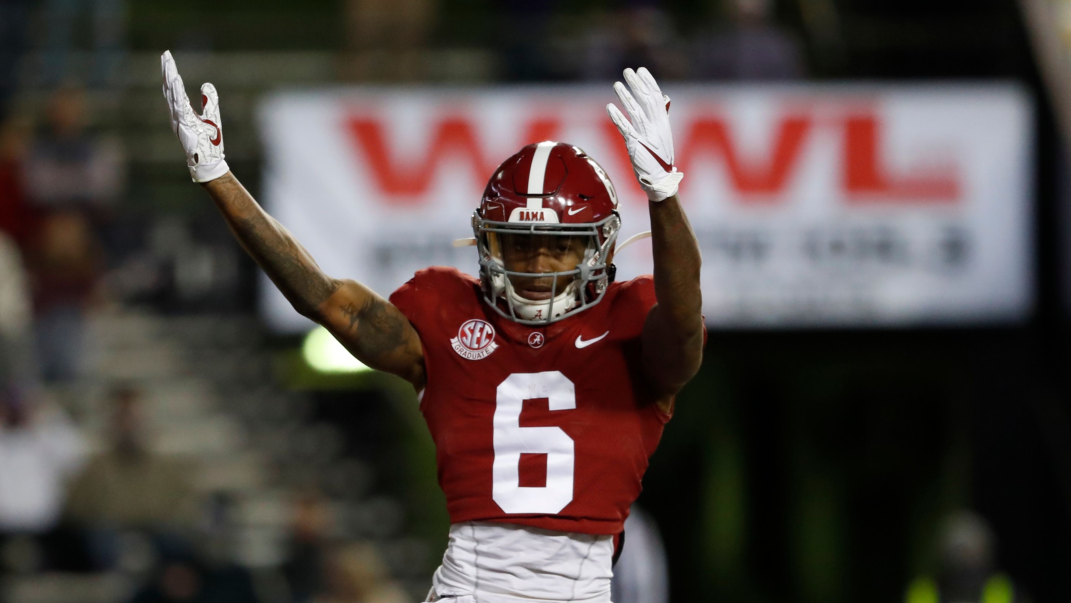 Alabama's DeVonta Smith is 1st WR to win Heisman in decades