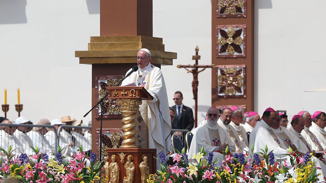 IQUIQUE: Papa Francisco realiza misa en Playa Lobito