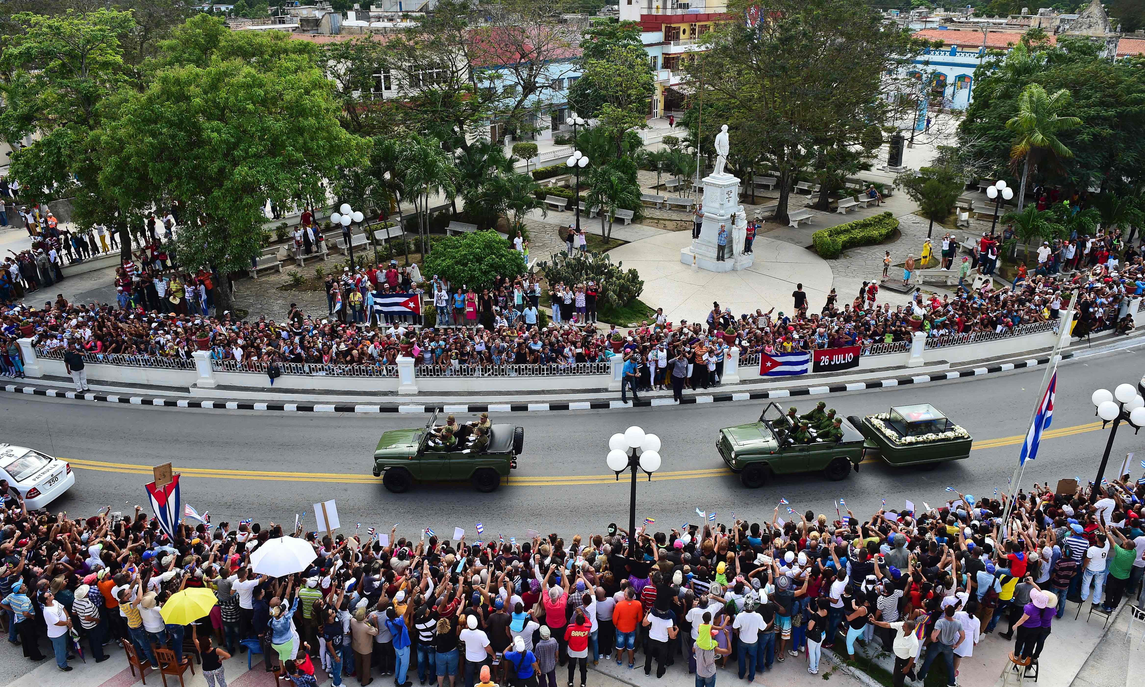 The urn with the ashes of Cuban leader Fidel Castro is drives through