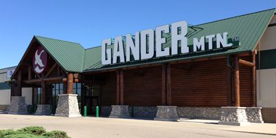 Gander Mountain closing 32 stores; here's the list – Boston 25 News