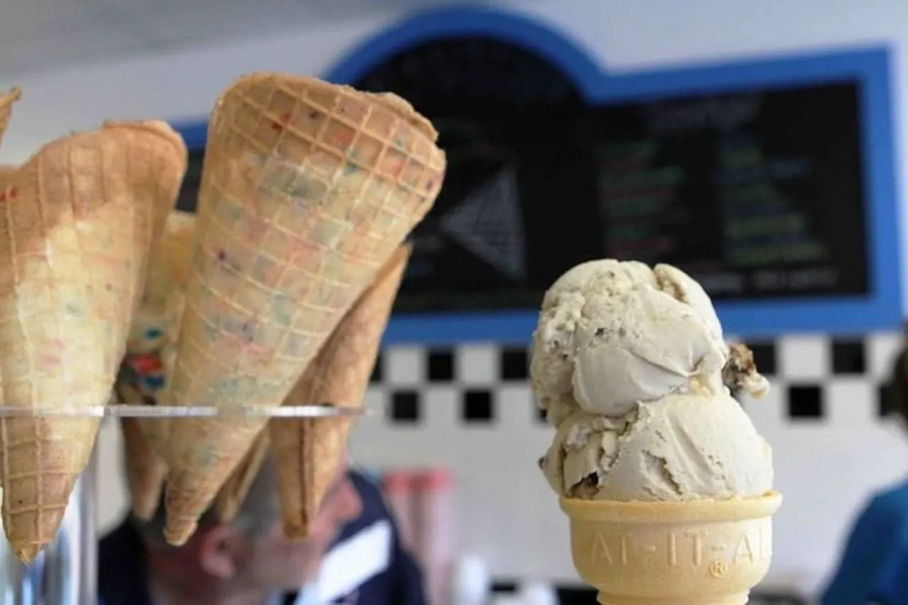 Try These Awesome Ice Cream Shops In Northeast Ohio - Lost In Laurel Land