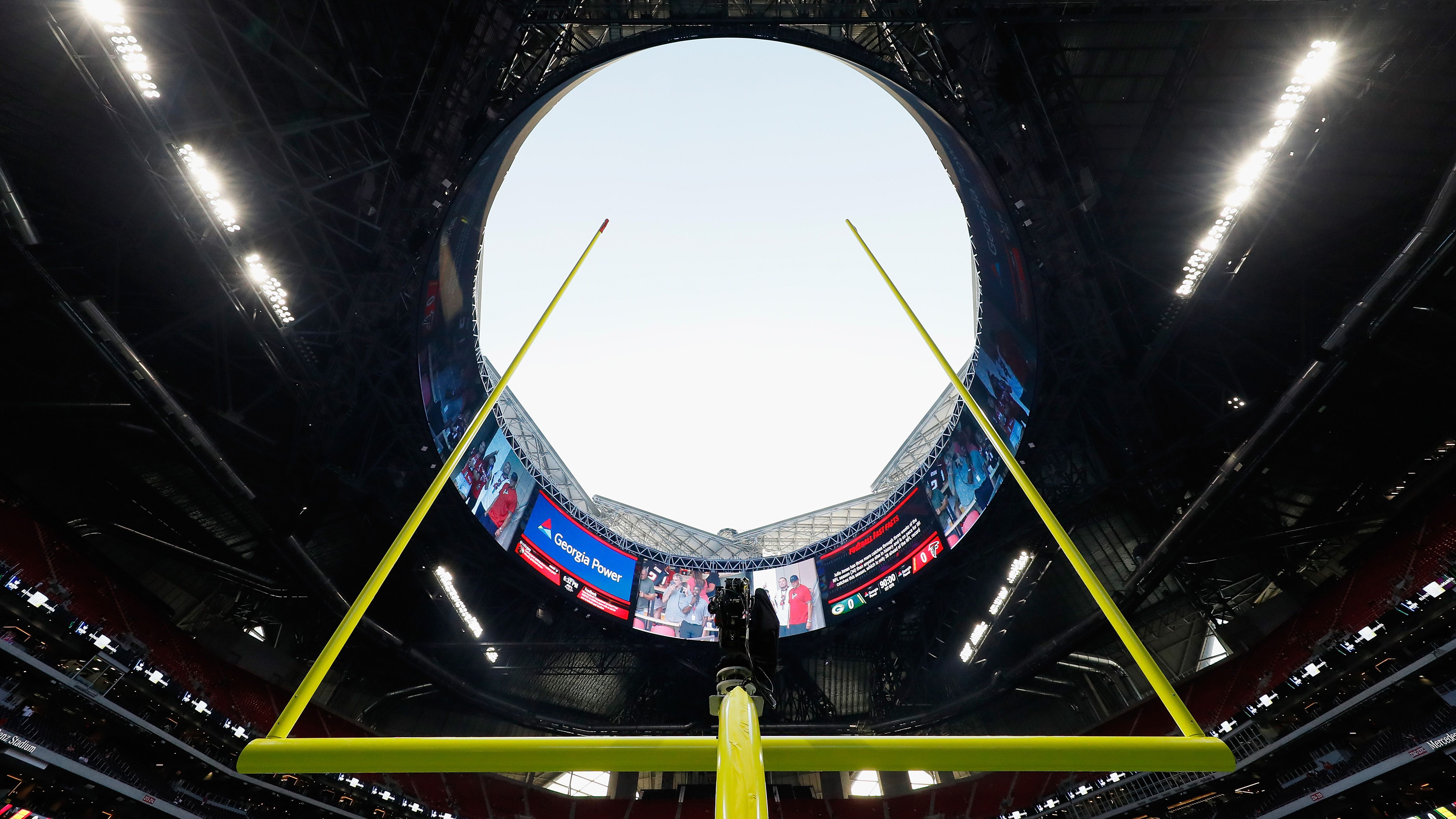 Giants vs. Falcons: The Mercedes-Benz Stadium roof will be open for 'Monday  Night Football' - The Falcoholic