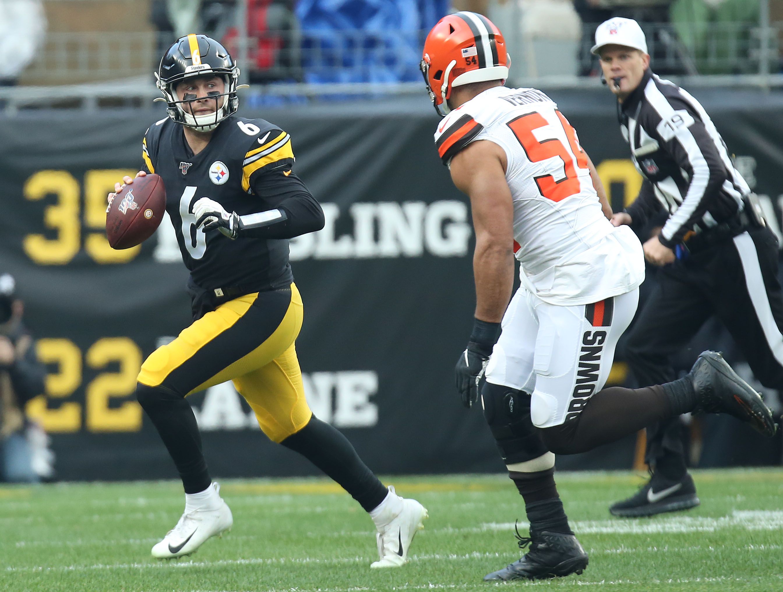 Cleveland Browns fall to the Pittsburgh Steelers 20-13