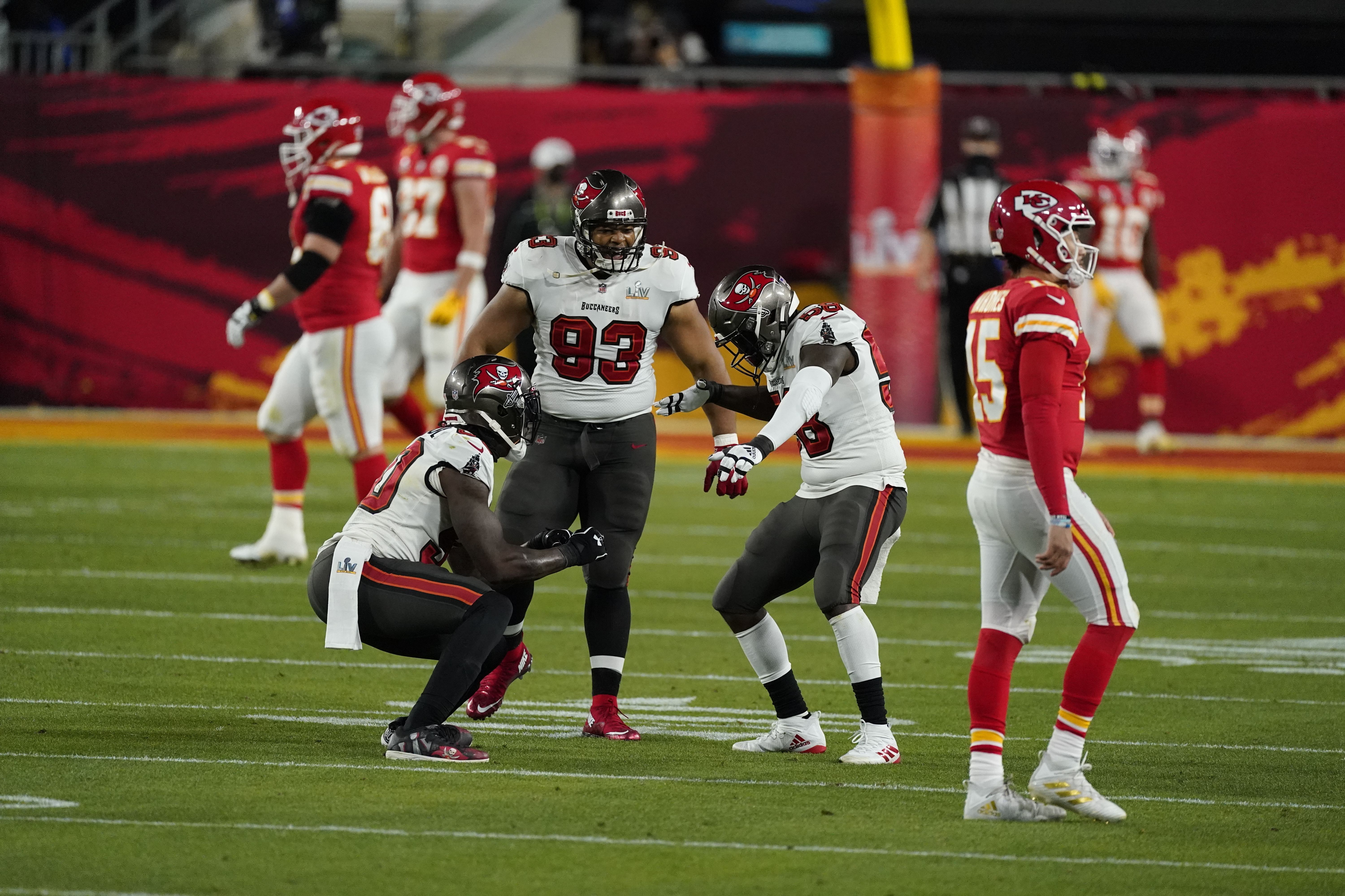 Super Bowl 55: Ndamukong Suh captures first Super Bowl title after the  Tampa Bay Buccaneers rout Kansas City 