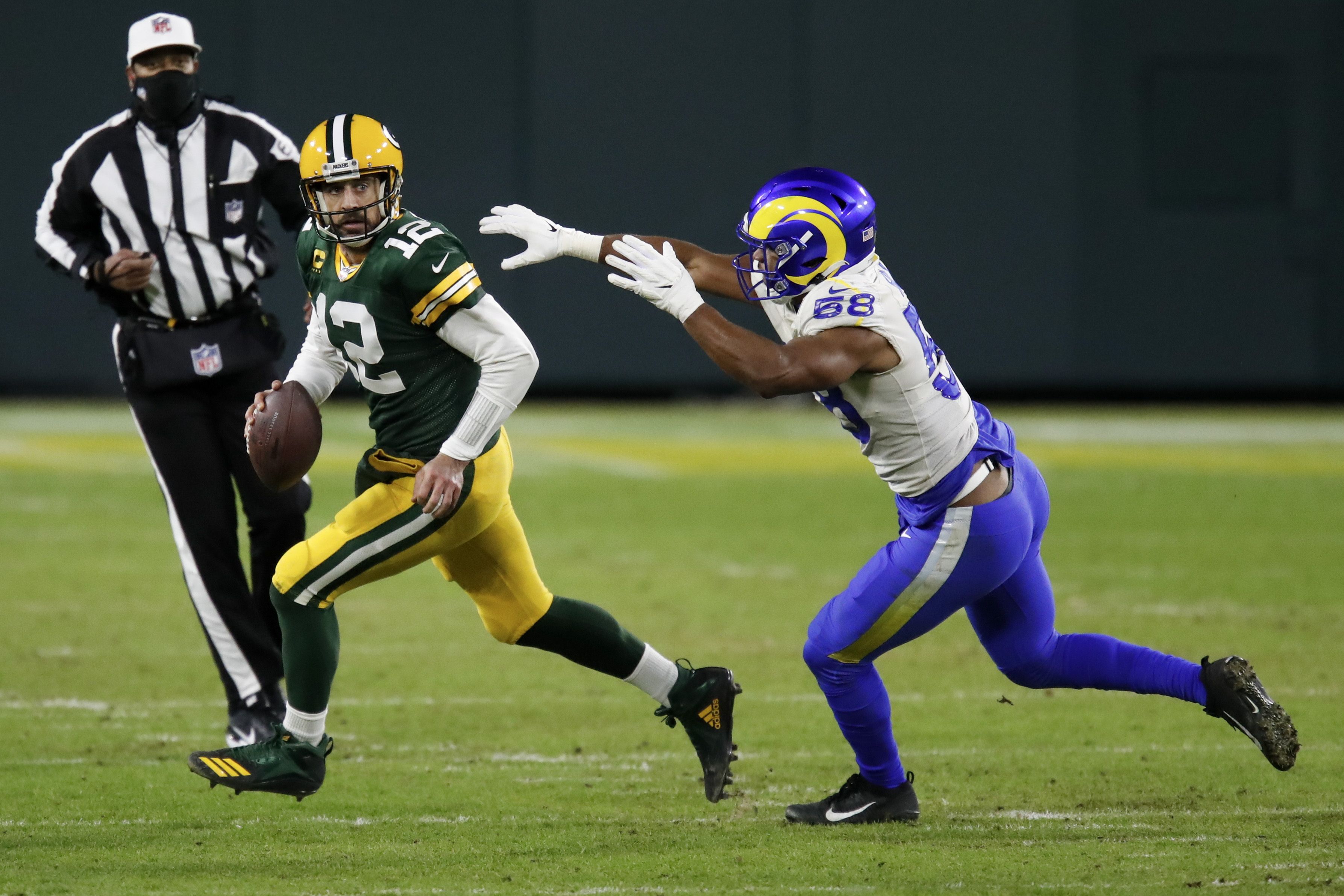 Green Bay Packers QB Bart Starr in action before snap vs