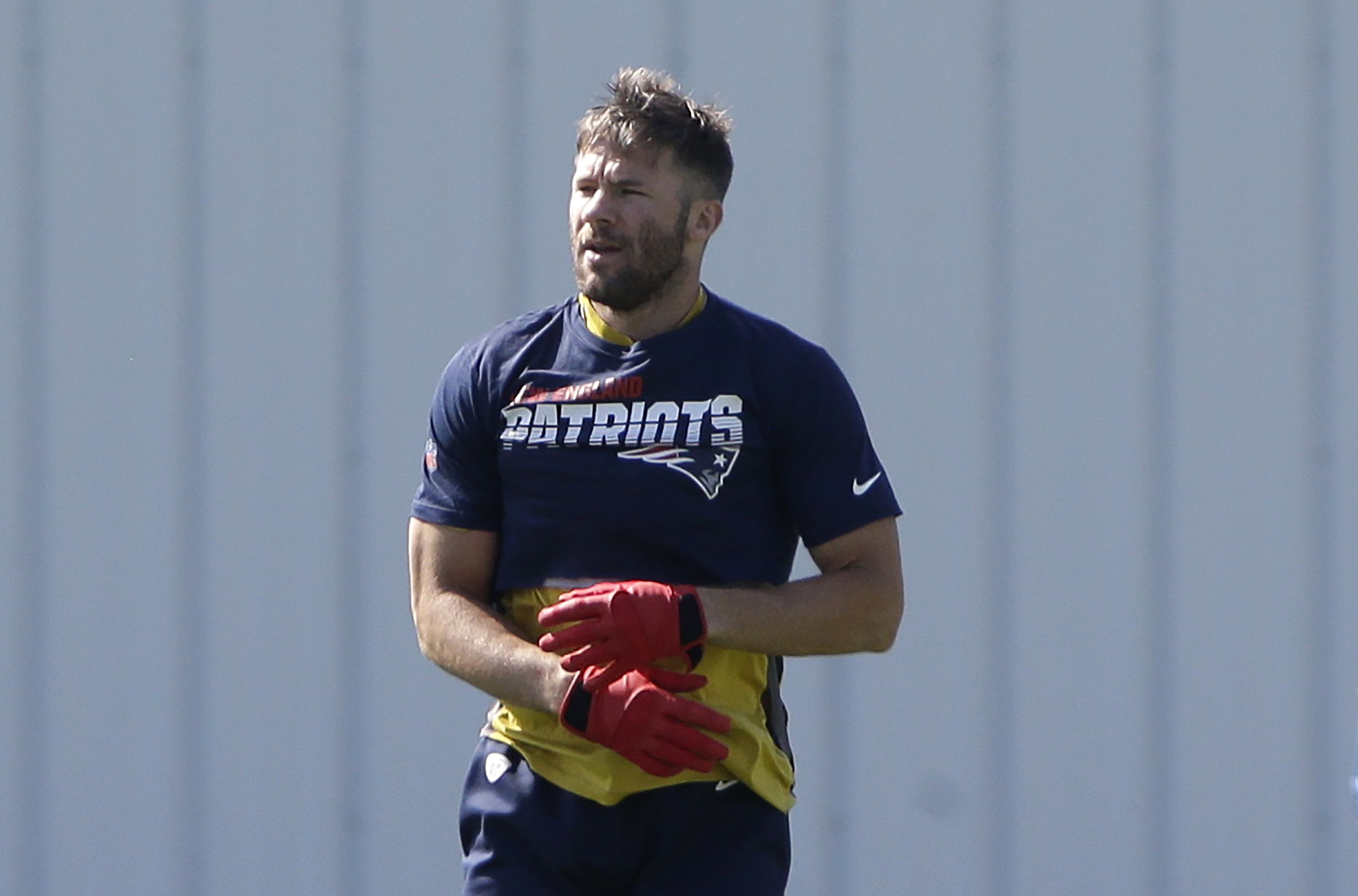 GoLocalProv  VIDEO: Patriots' Edelman Wears Bruins Jersey at Practice