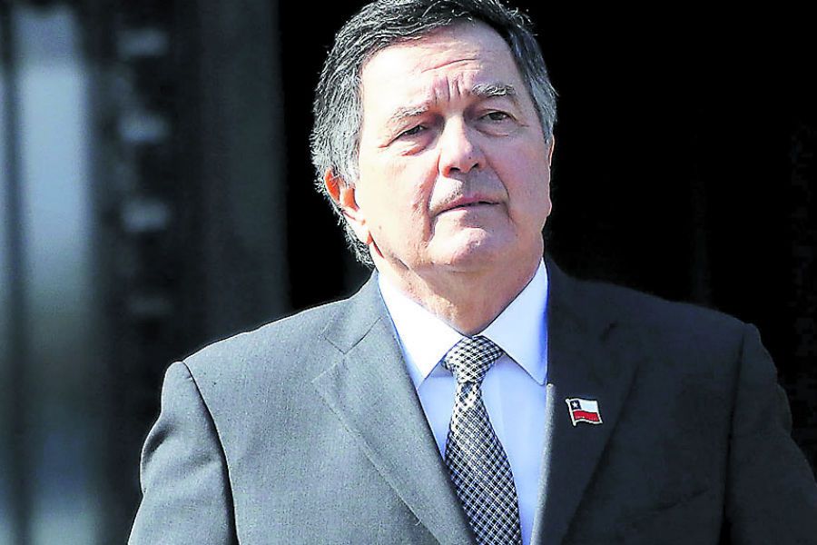 El canciller Roberto Ampuero.