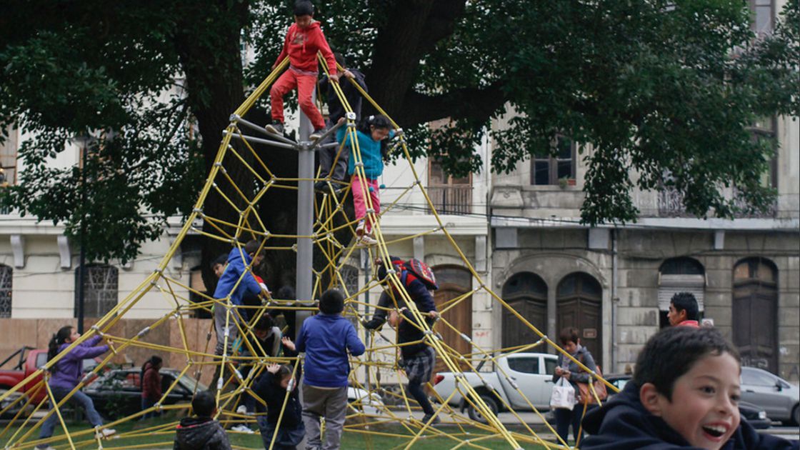 niños plaza 2