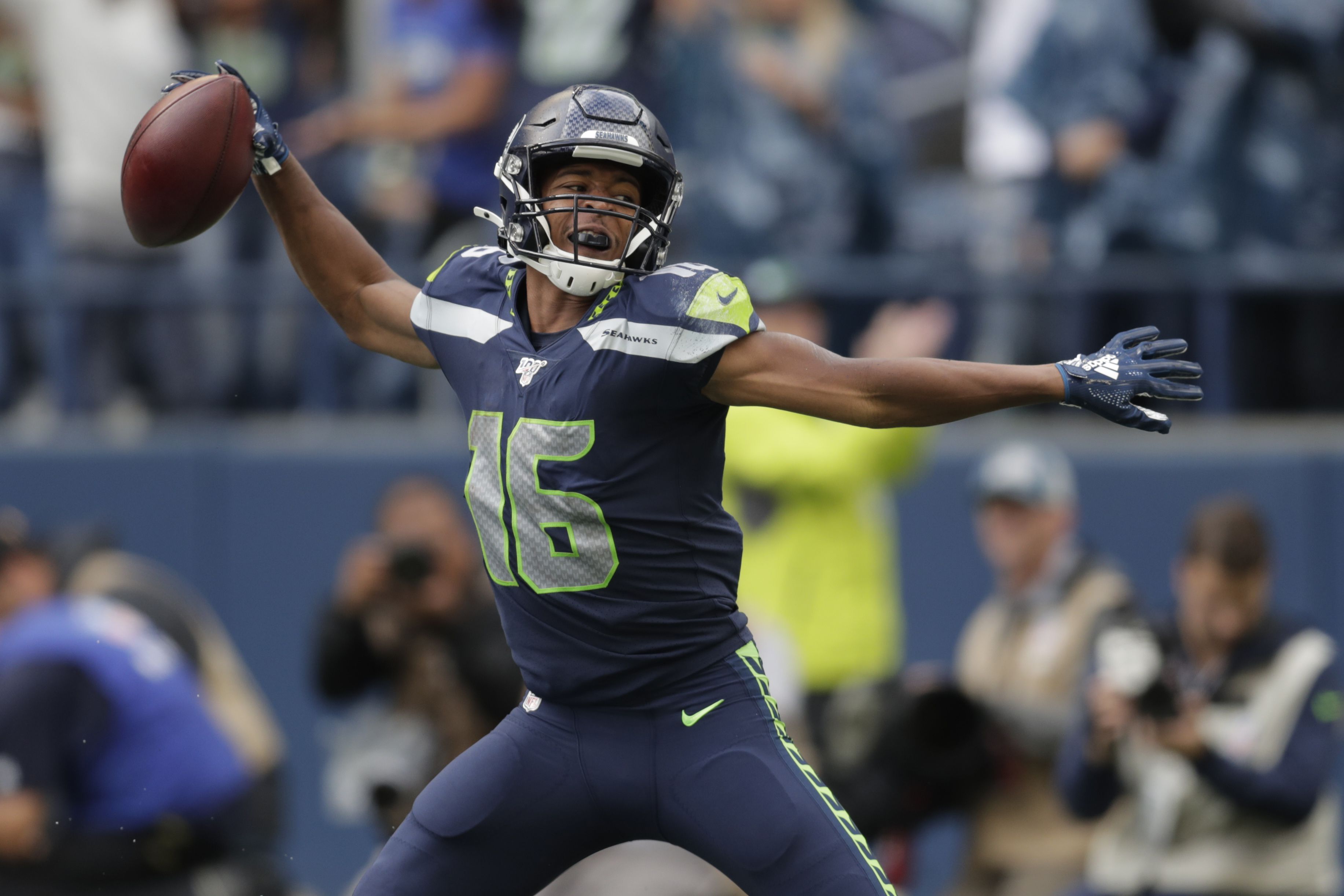 Seahawks receiver Tyler Lockett thought about opting out this