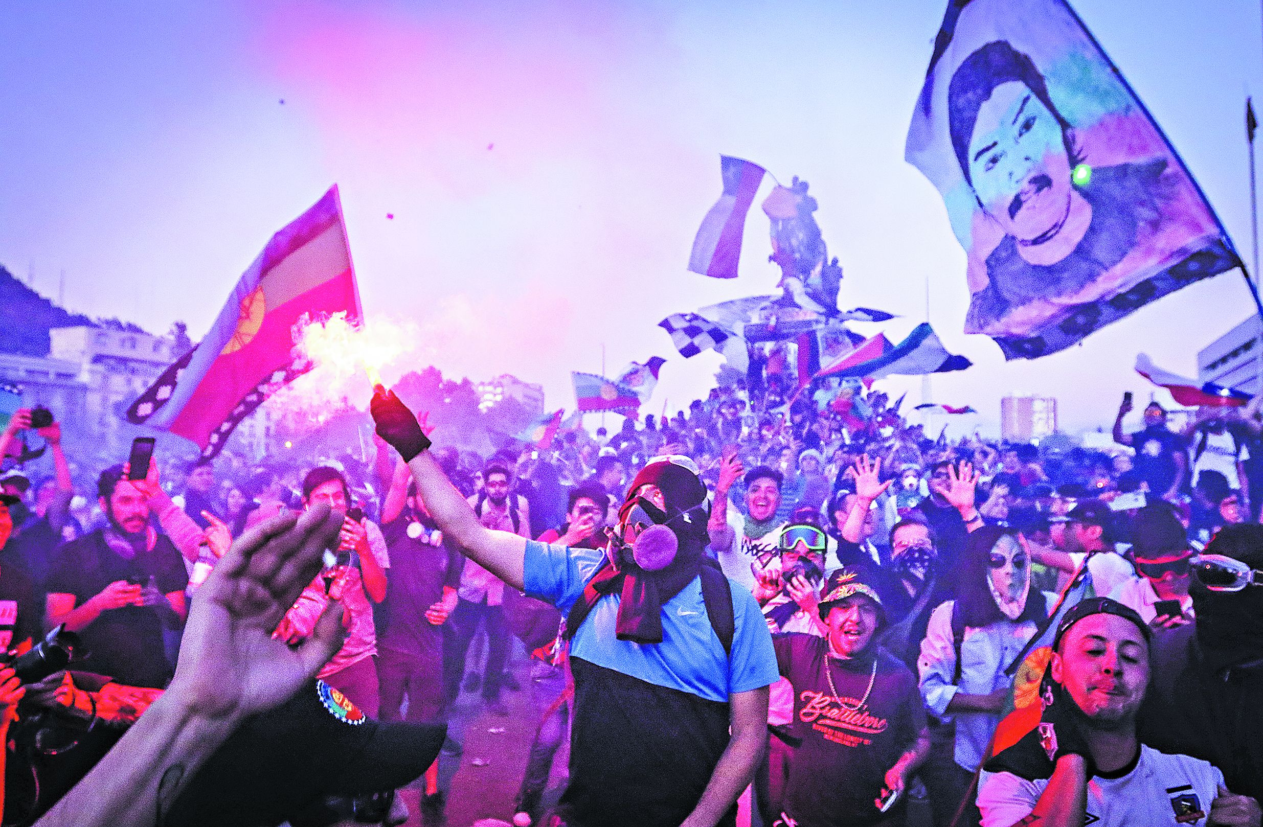 HINCHADAS EN PLAZA ITALIA