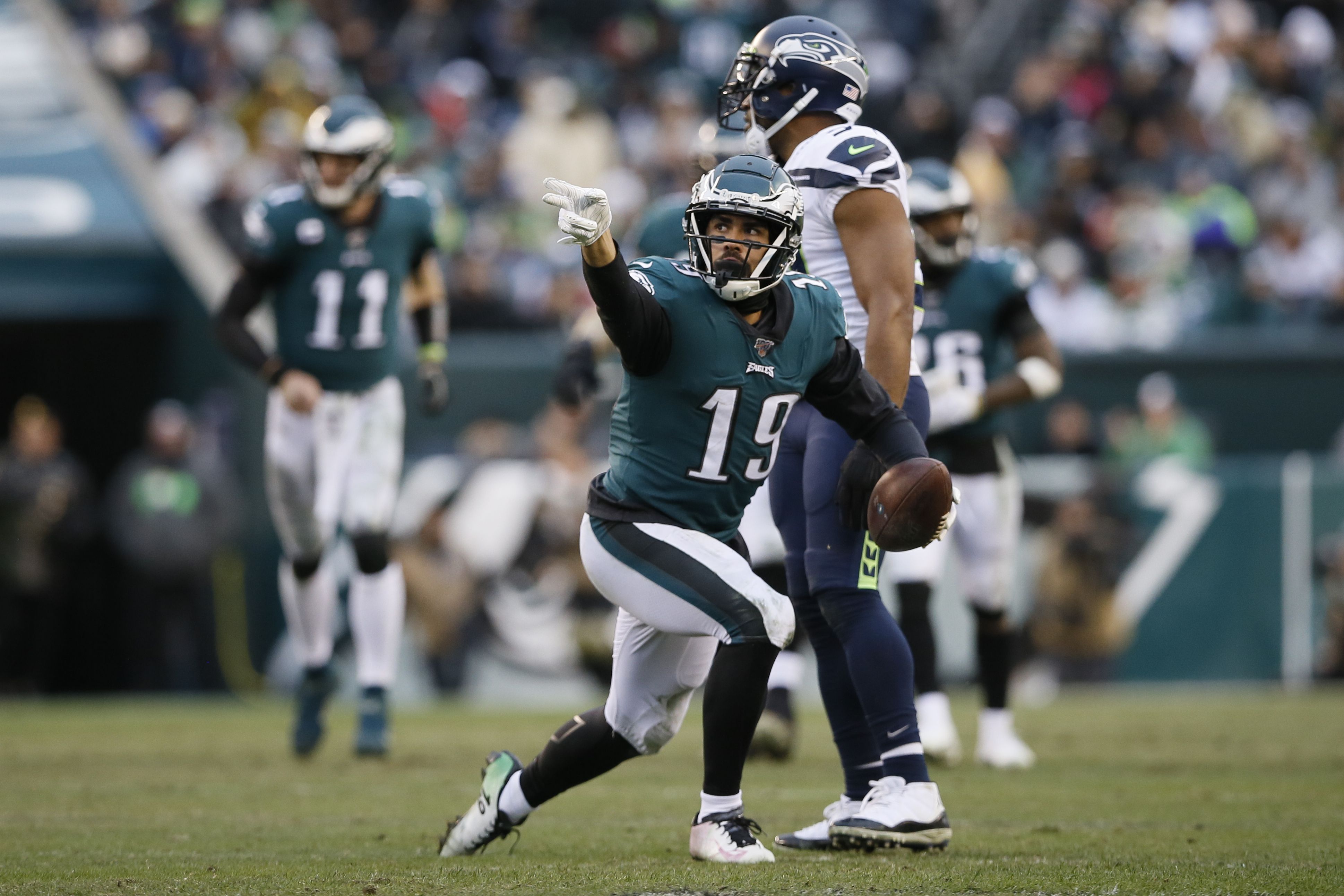 Eagles WRs Greg Ward, J.J. Arcega-Whiteside still have much to prove