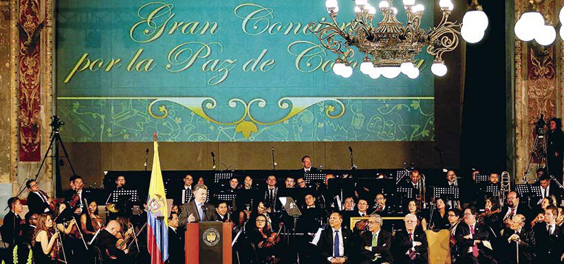 presidente-de-colombia-asiste-al-concierto-35704373