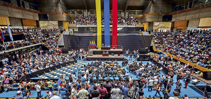 la-asamblea-nacional-venezolana-sesiona-man-37510557