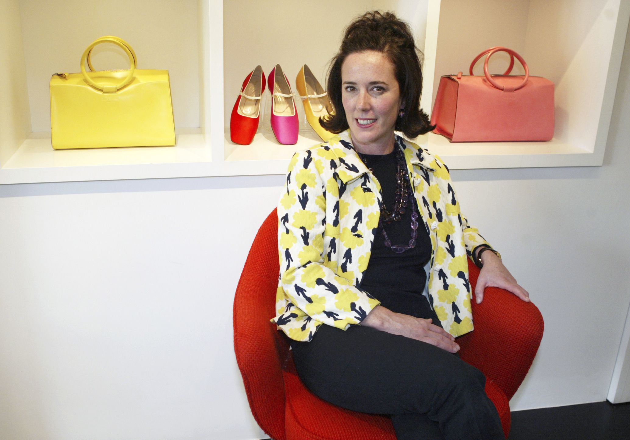 Hundreds attend funeral for fashion designer Kate Spade