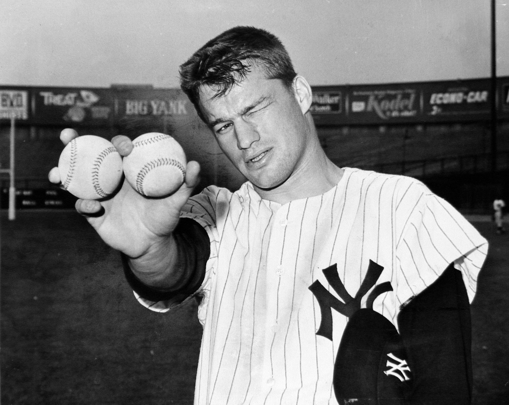Ex-MLB pitcher Jim Bouton, who wrote controversial bestseller 'Ball Four'  and went to Bloom High School, dies at 80
