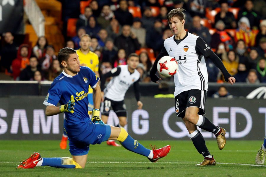 LUCIANO VIETTO VALENCIA