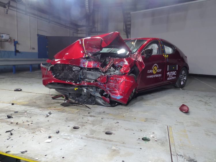 Euro-NCAP-Mazda-3-2.jpg