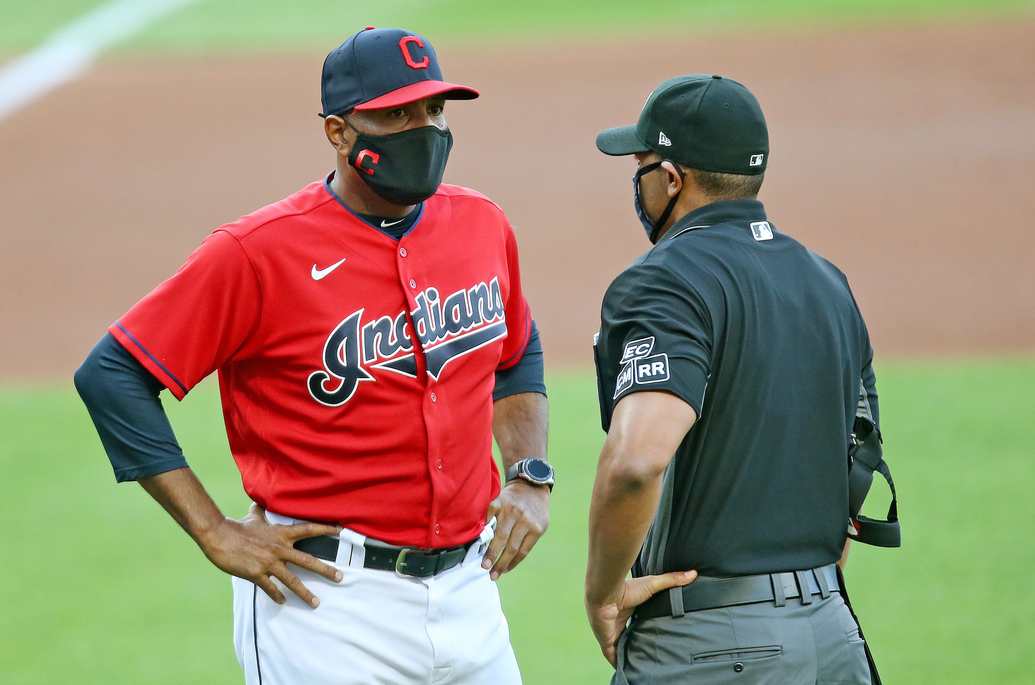 MLB umpire tests positive for virus, crews shift