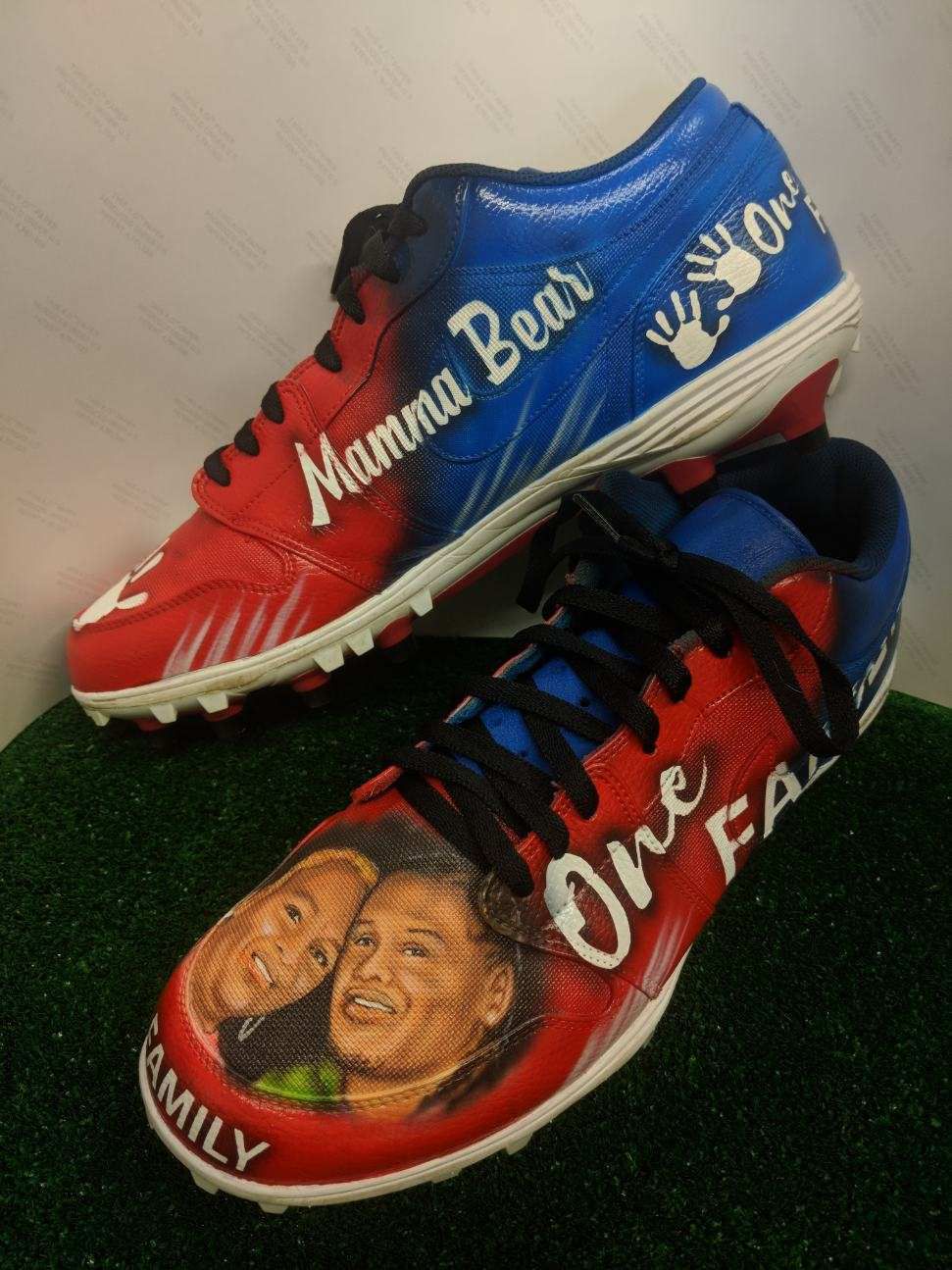 LV stepping 🔥👑 custom cleats made for @reemboi25 #broncos #nfl #tnf