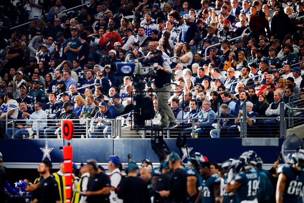 Dallas Cowboys include playoff tickets in season-ticket package to fans