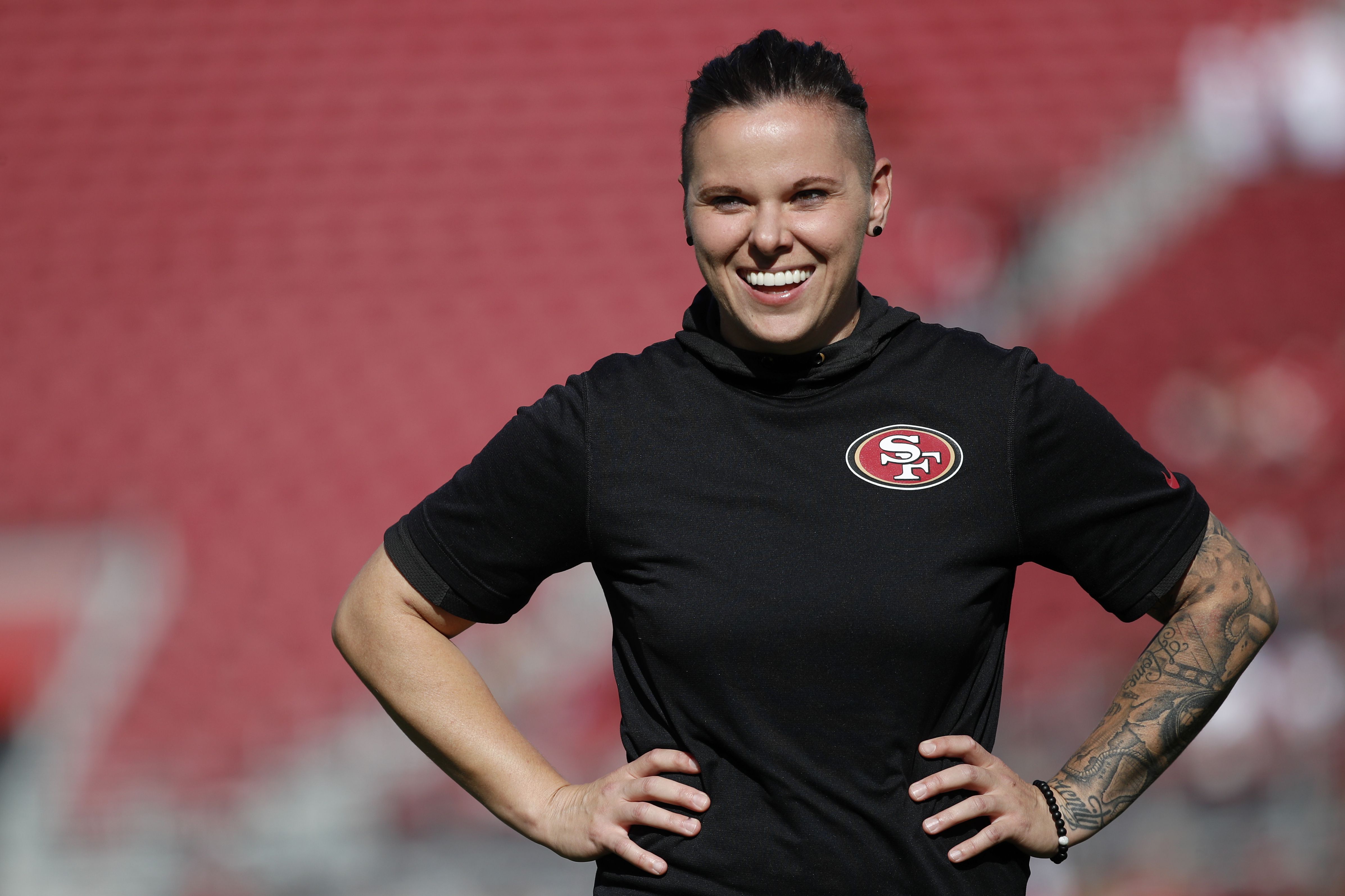 From Kansas to the 49ers, Katie Sowers makes NFL history