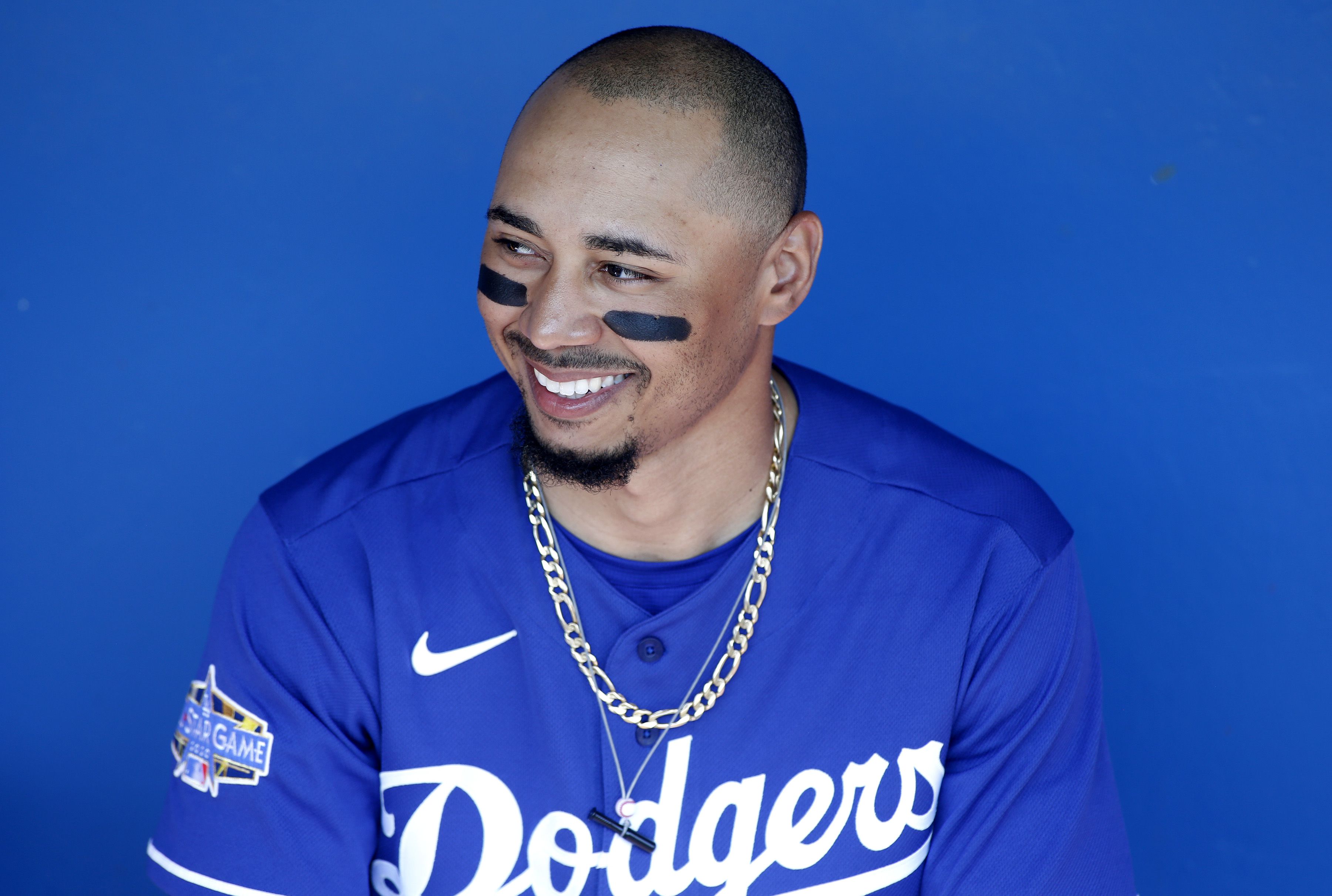 After the big trade and bigger contract, Dodgers hoping for World Series  payoff with Mookie Betts - The Boston Globe