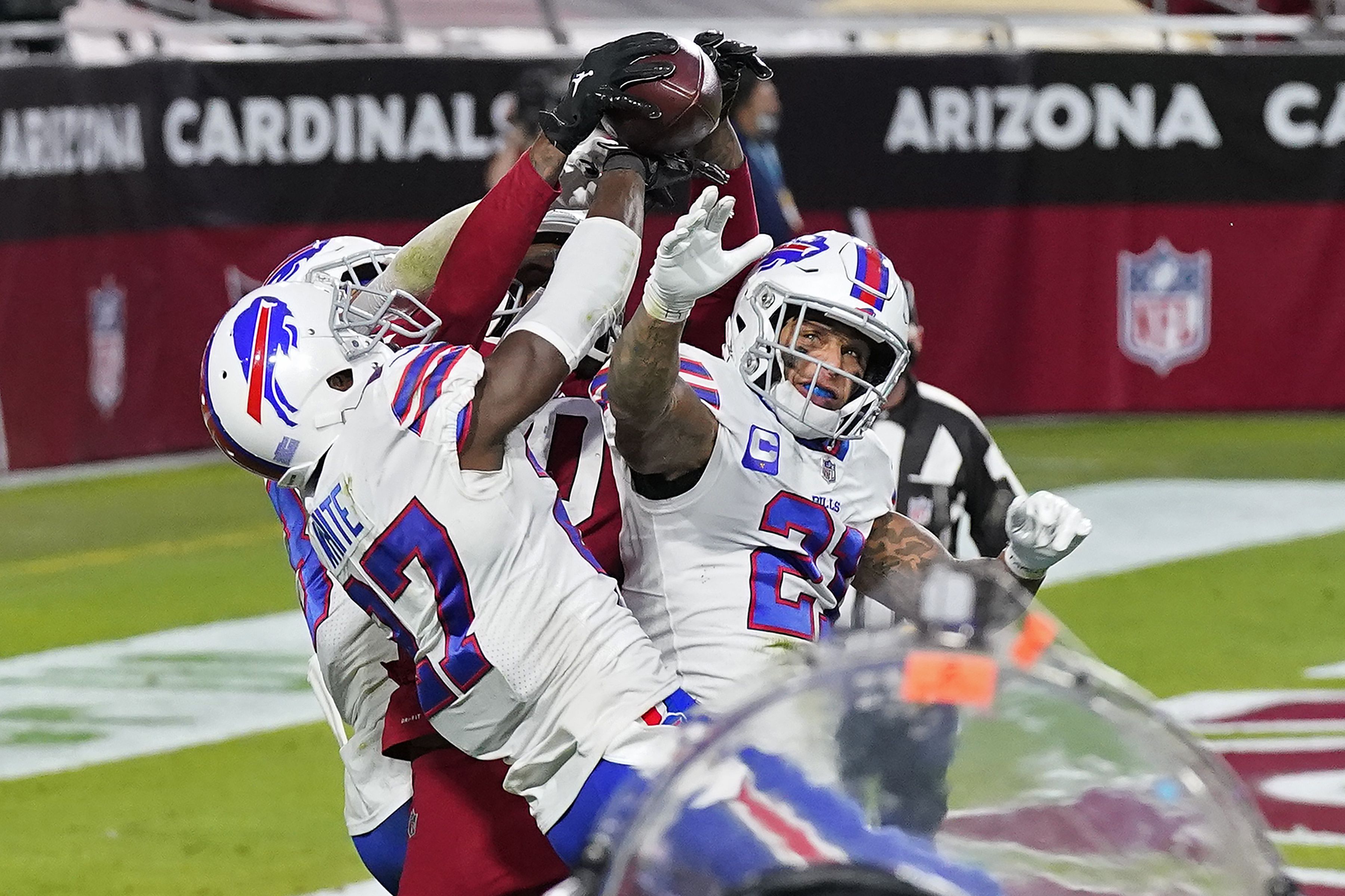 Hail Murray: Cardinals stun Bills 32-30 in final seconds – KXAN Austin