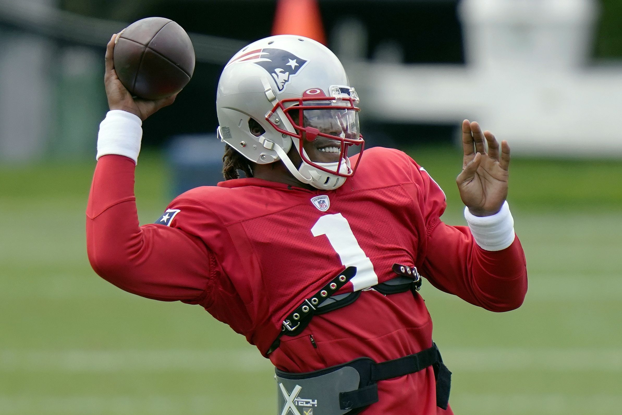 Cam Newton brings the juice to first padded New England Patriots practice 