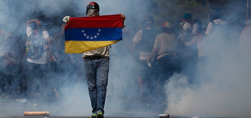 Venezuela an-anti-government-pro18789553