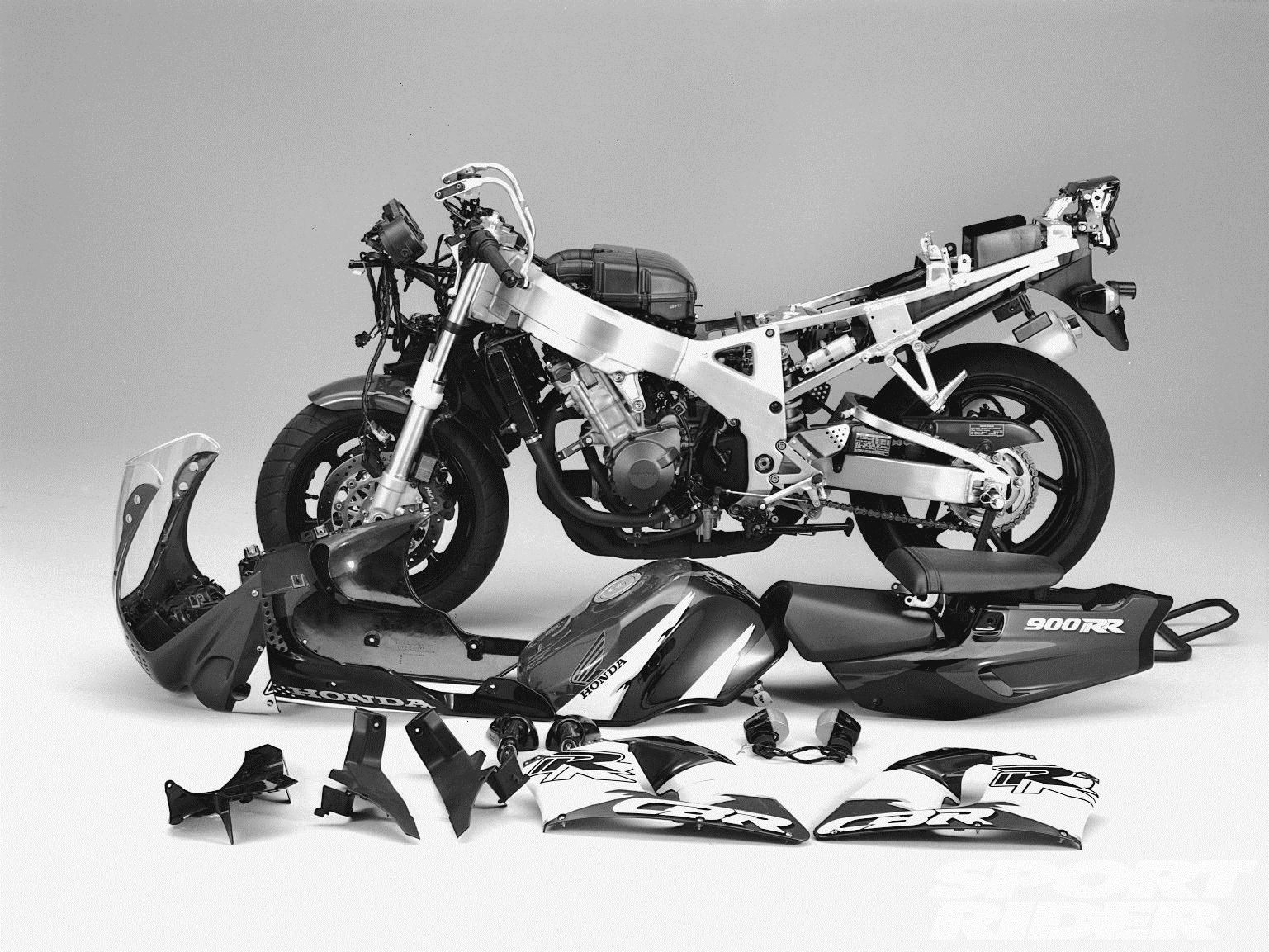 Honda CBR900 Fireblade Screen Pins Bolts Sc28 1993 1994