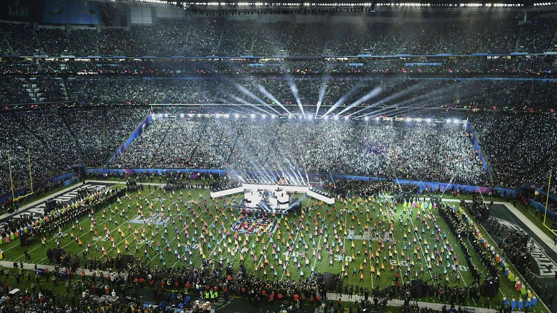 TOPSHOTS Super Bowl LII Halftime Show