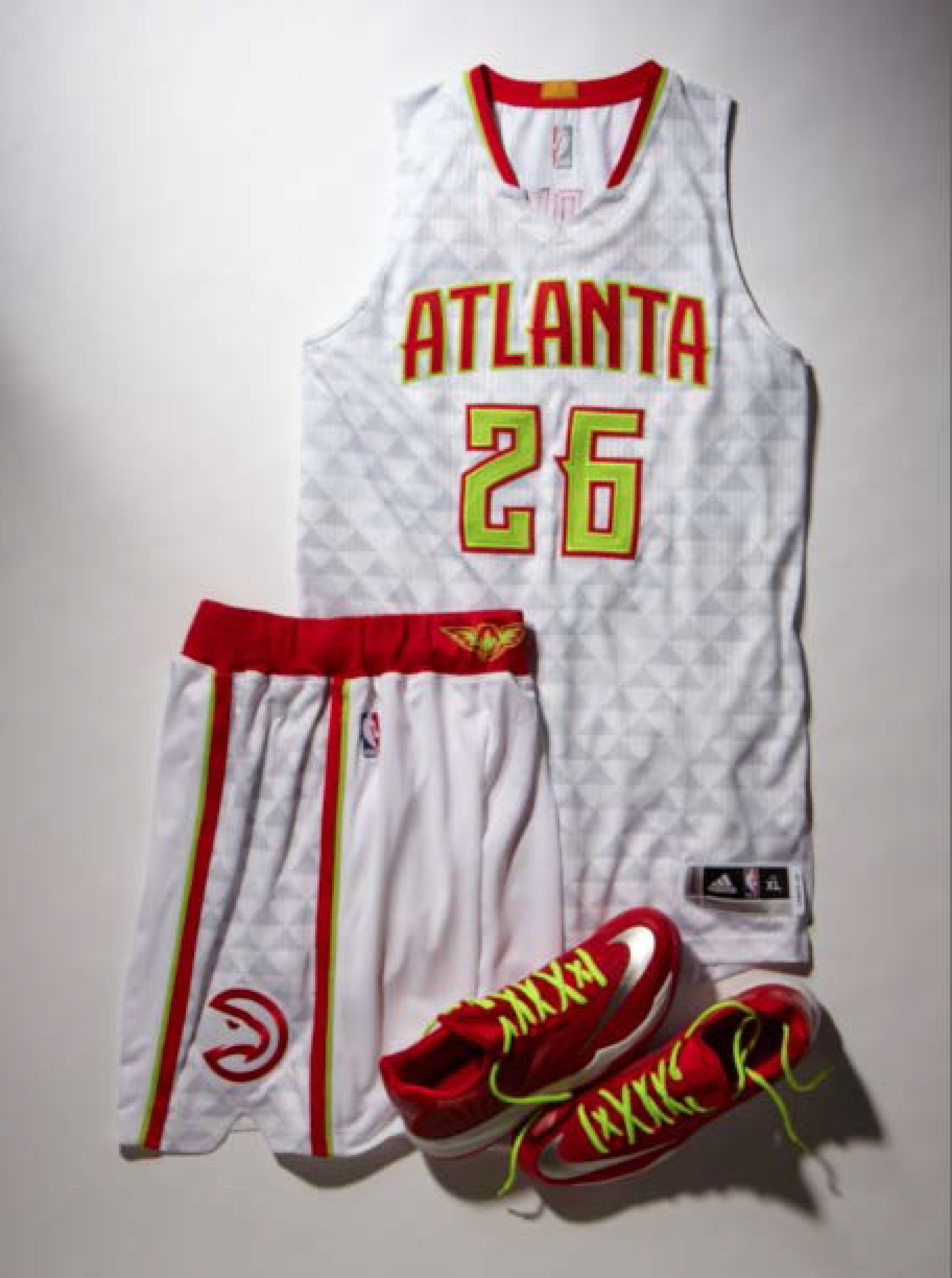 Atlanta Hawks Alternate Uniform - National Basketball Association (NBA) -  Chris Creamer's Sports Logos Page 