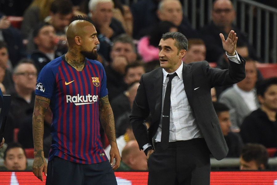 Arturo Vidal, Ernesto Valverde