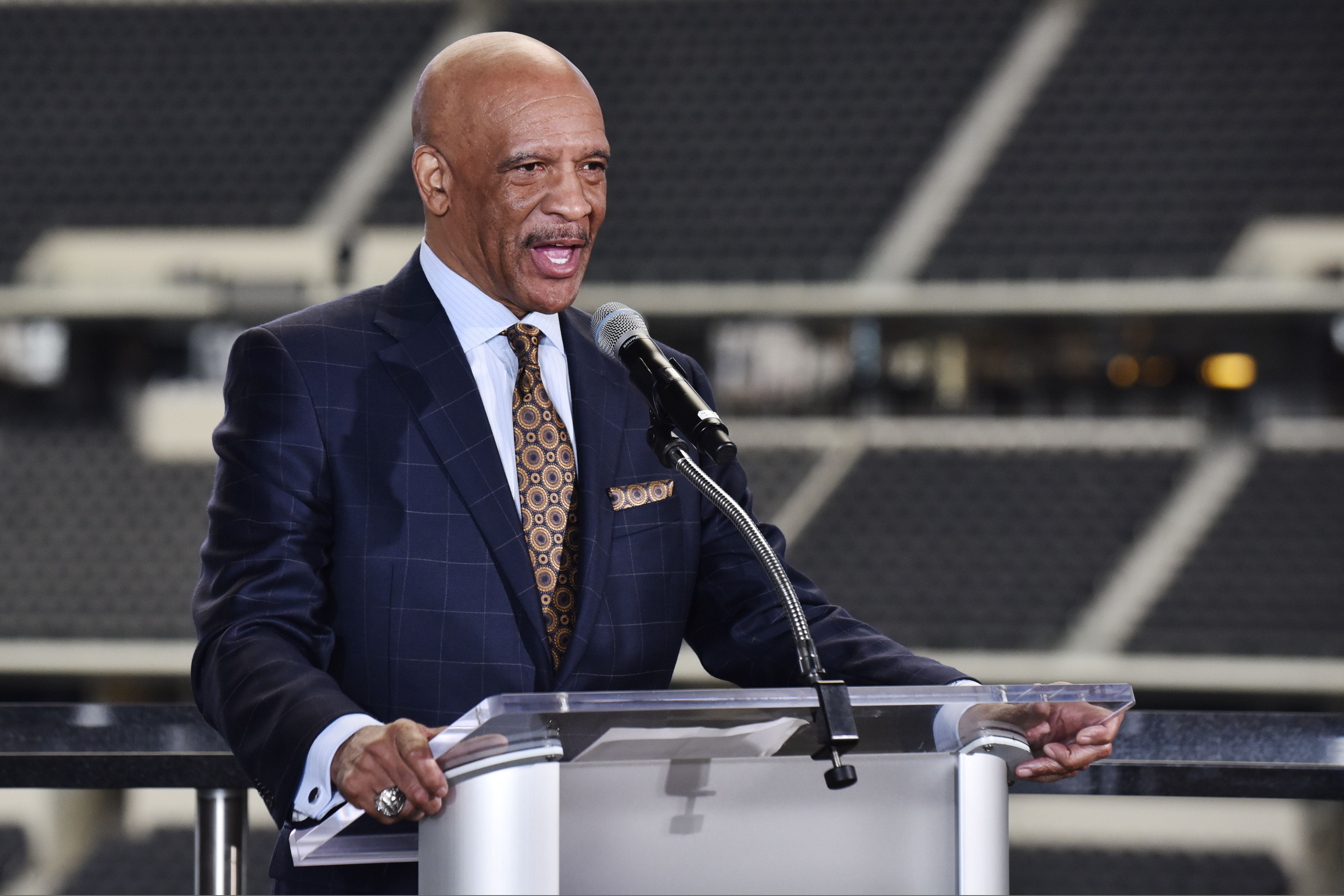 Dallas Cowboys Hall of Famer Drew Pearson discusses No. 88