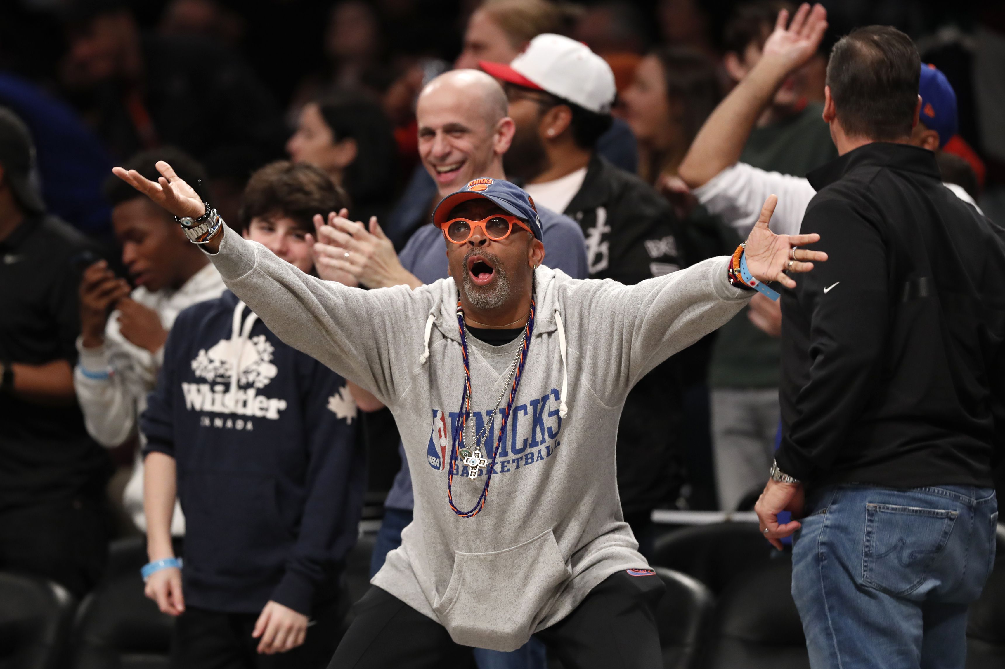 Spike Lee says he's done watching Knicks at MSG this season