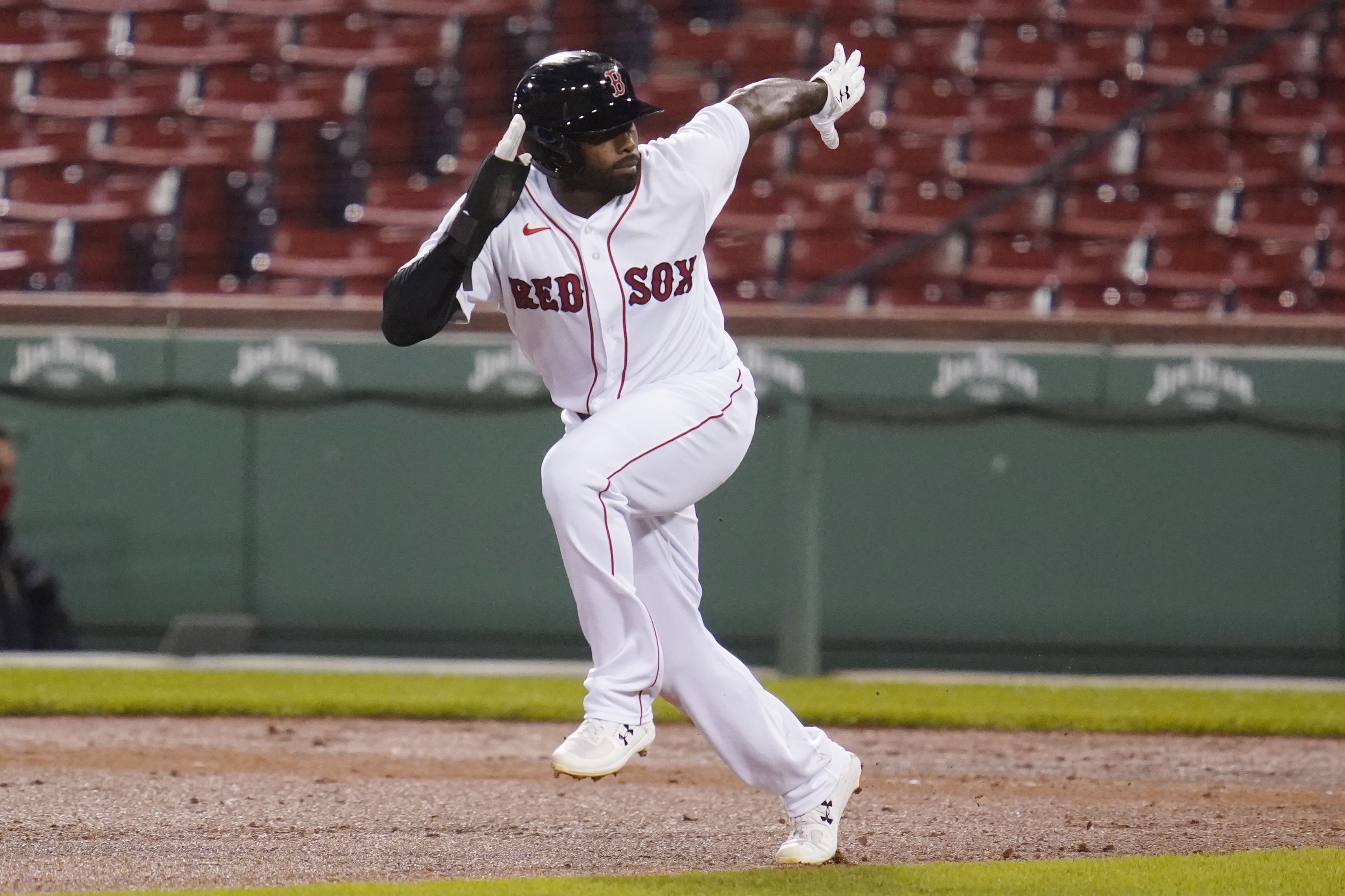 Former Red Sox CF Jackie Bradley Jr. Reportedly Signs Blue Jays