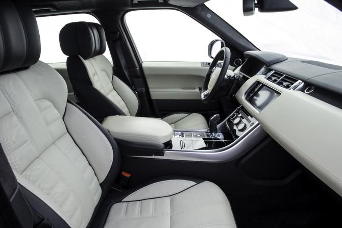 Chic Range Rover Sport sheds 800 pounds, gets a bit more economical