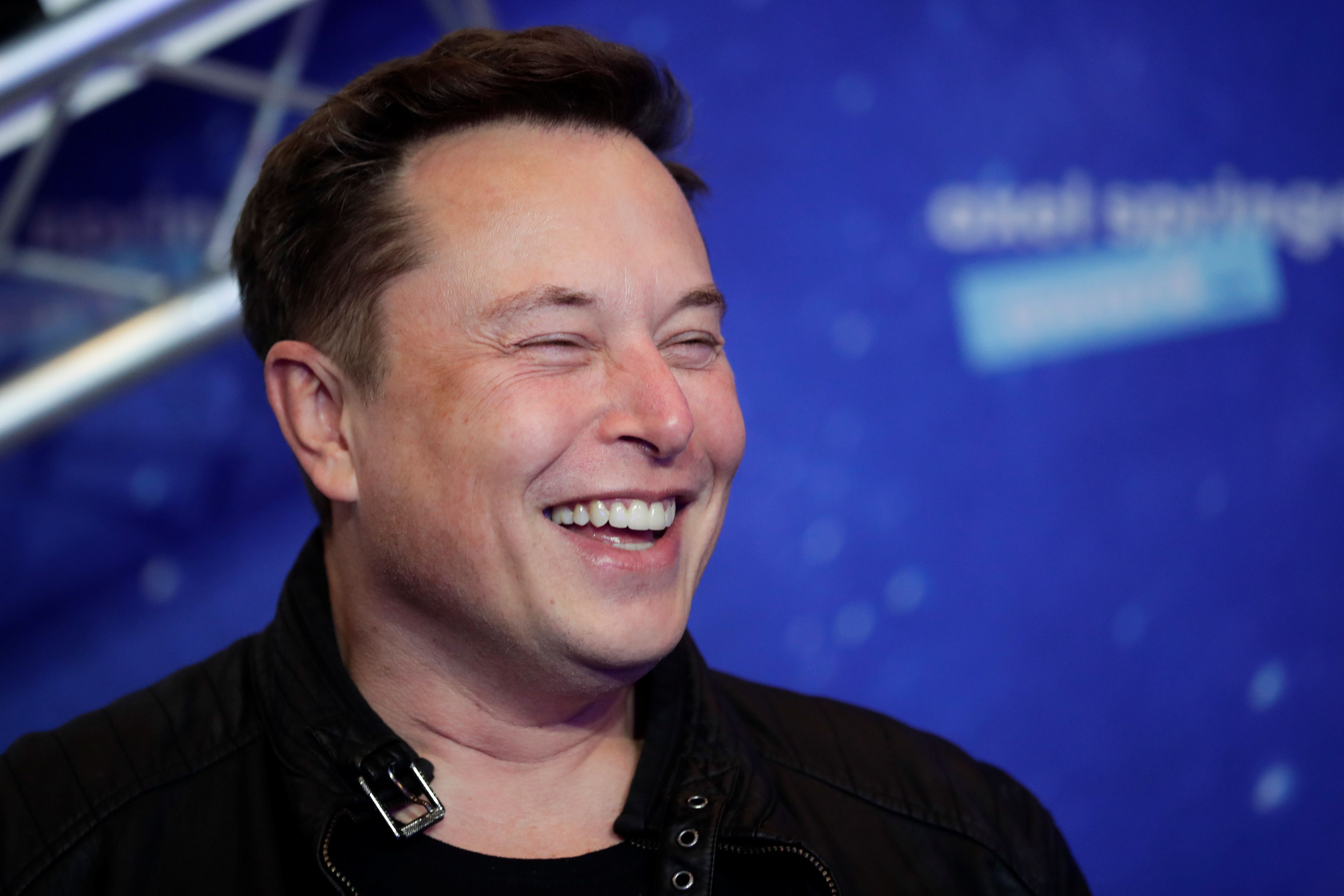 Neuralink De Elon Musk Implantó Chip Inalámbrico En El Cerebro De Un