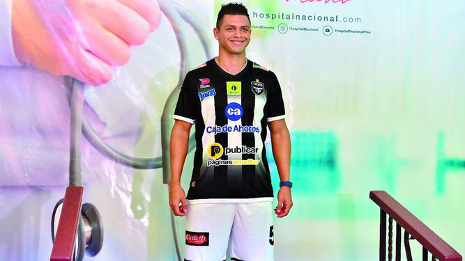 CAI de La Chorrera presentó se nueva camiseta