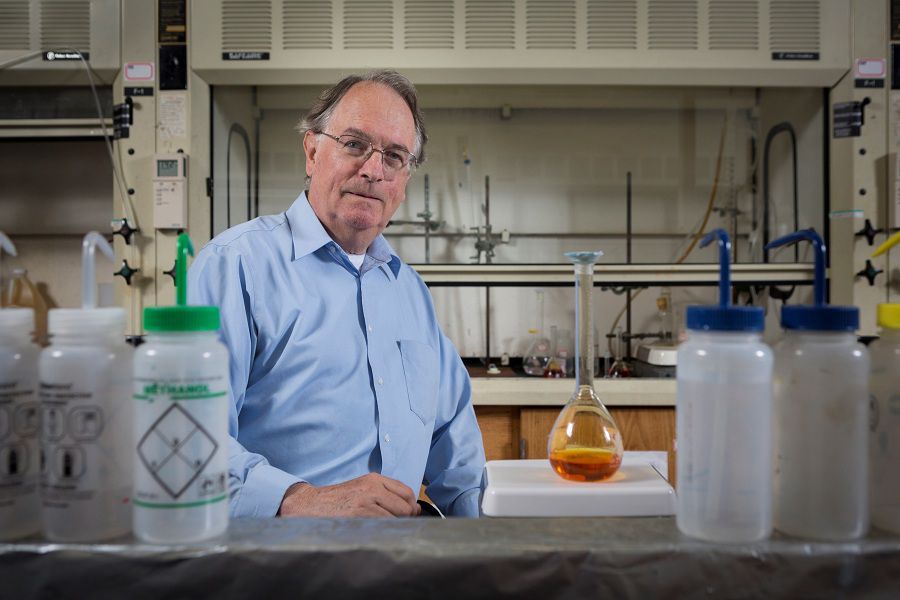 M. Stanley Whittington wins Nobel Prize in Chemistry