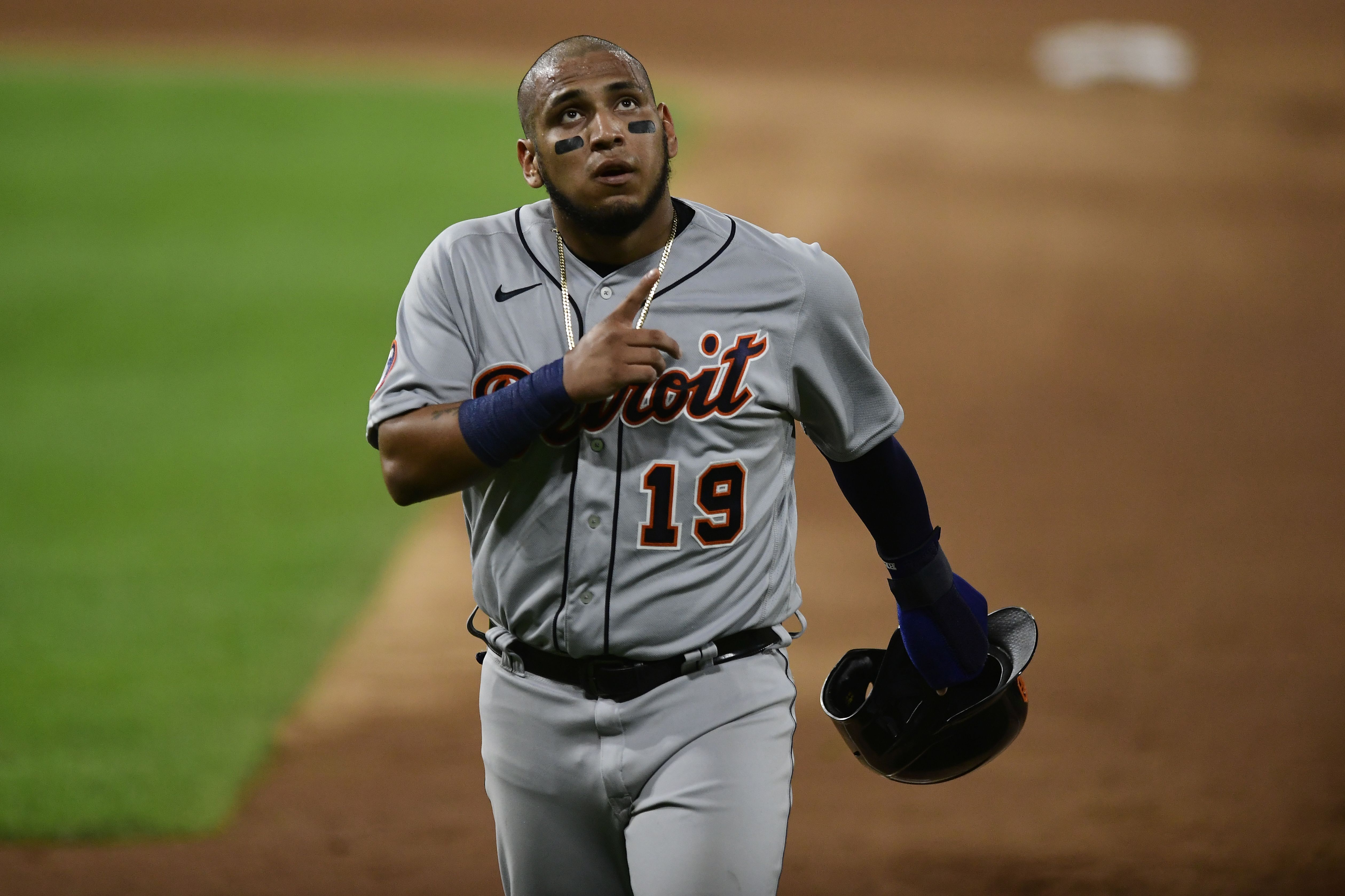 Detroit Tigers: Where to Play Isaac Paredes in the Infield?