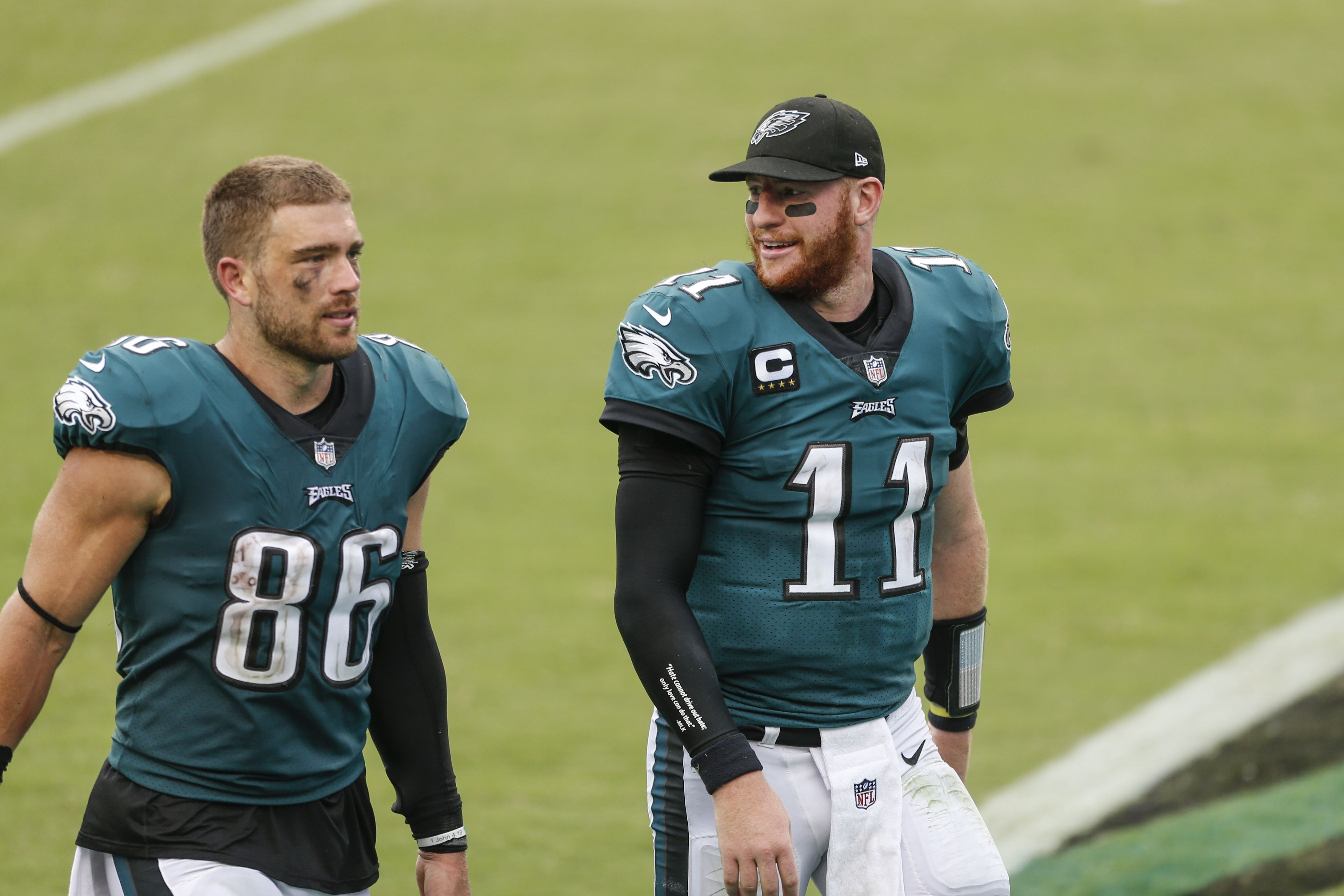 Eagles wonder: What's wrong with Zach Ertz? And is Carson Wentz to blame? 