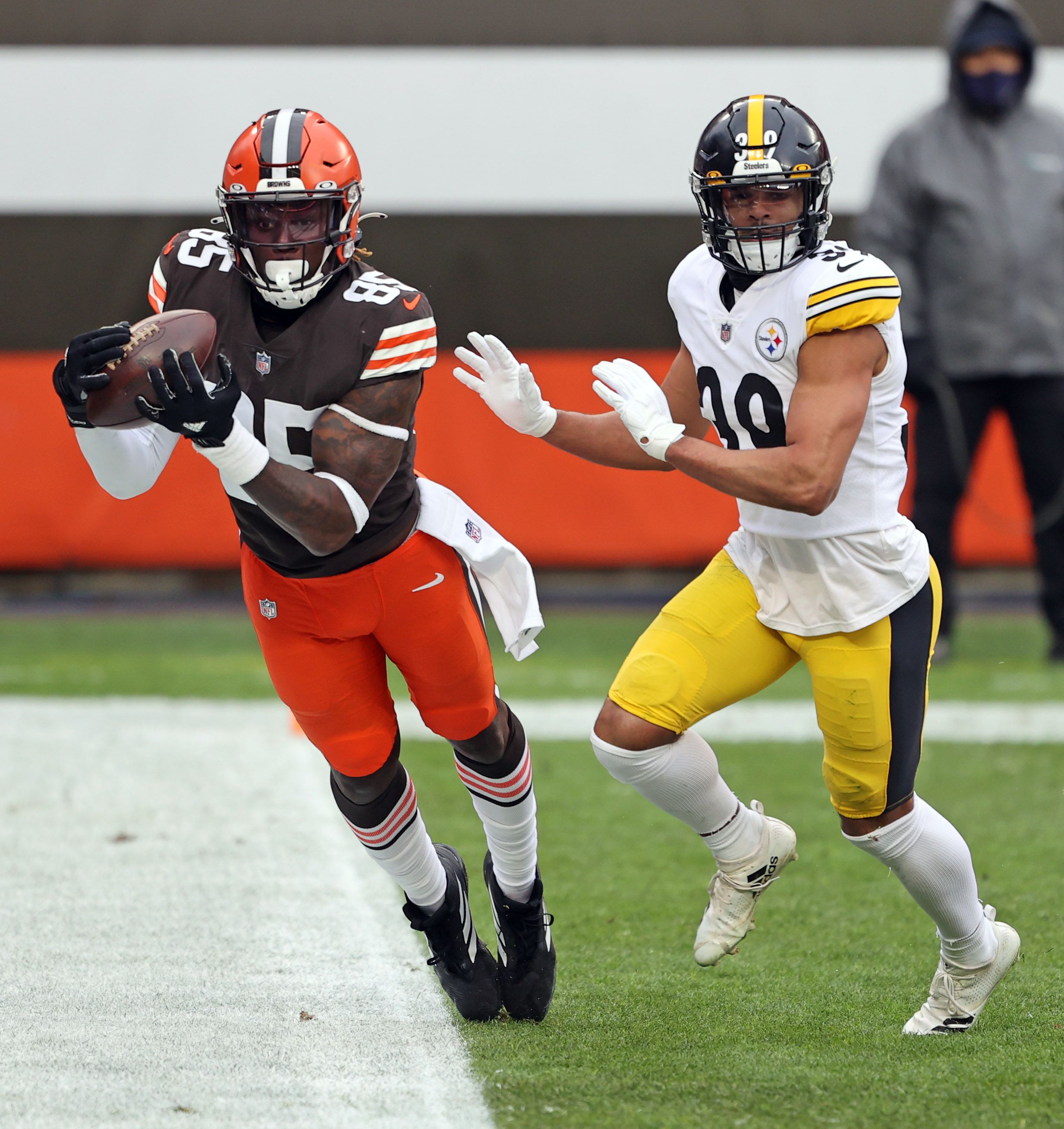 photographers' favorite photos from Browns win over  Pittsburgh Steelers 