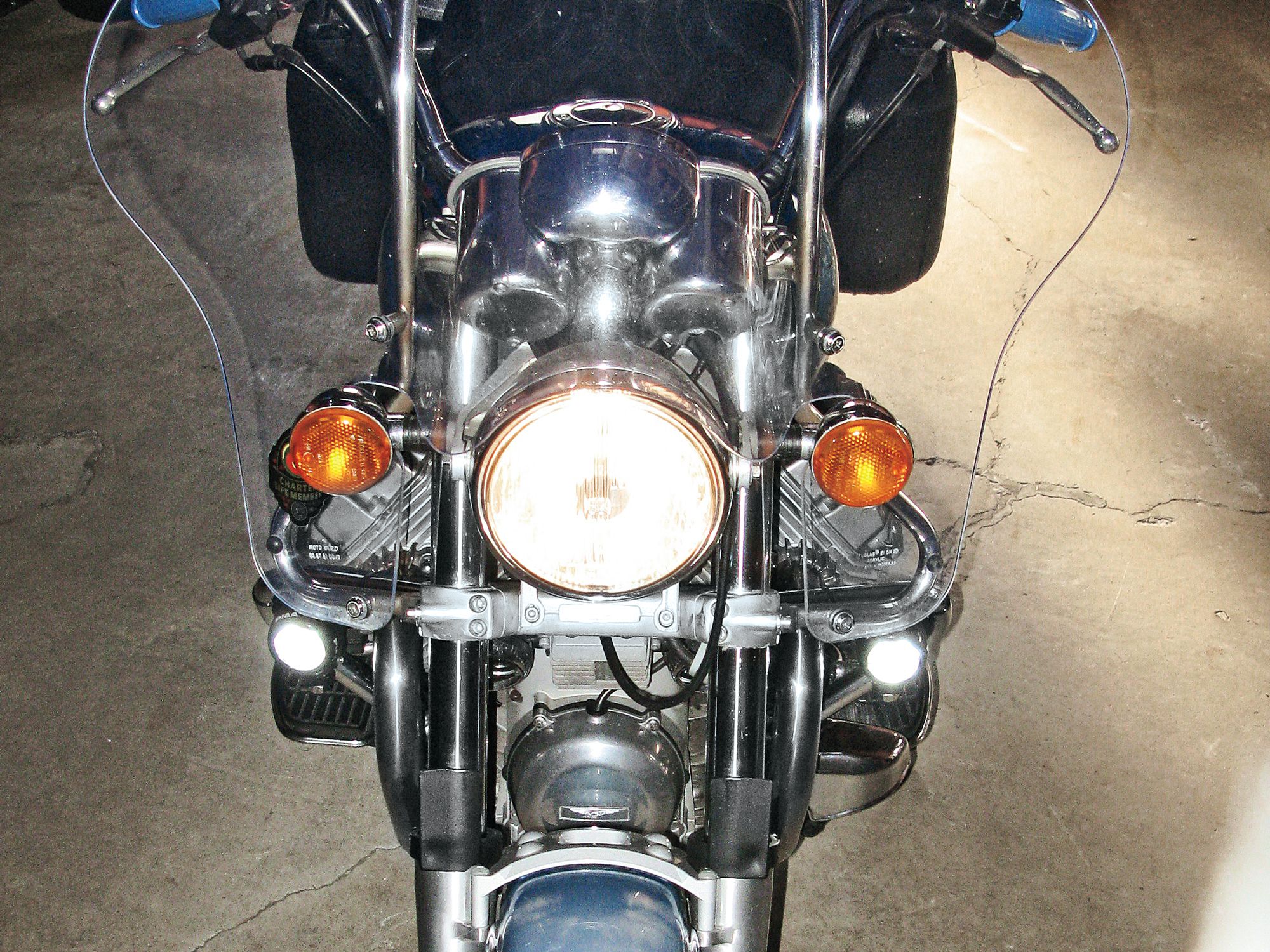 Qiilu Motorcycle Universal Modification Fog Driving Light Turn Signal Light Bracket Rod 