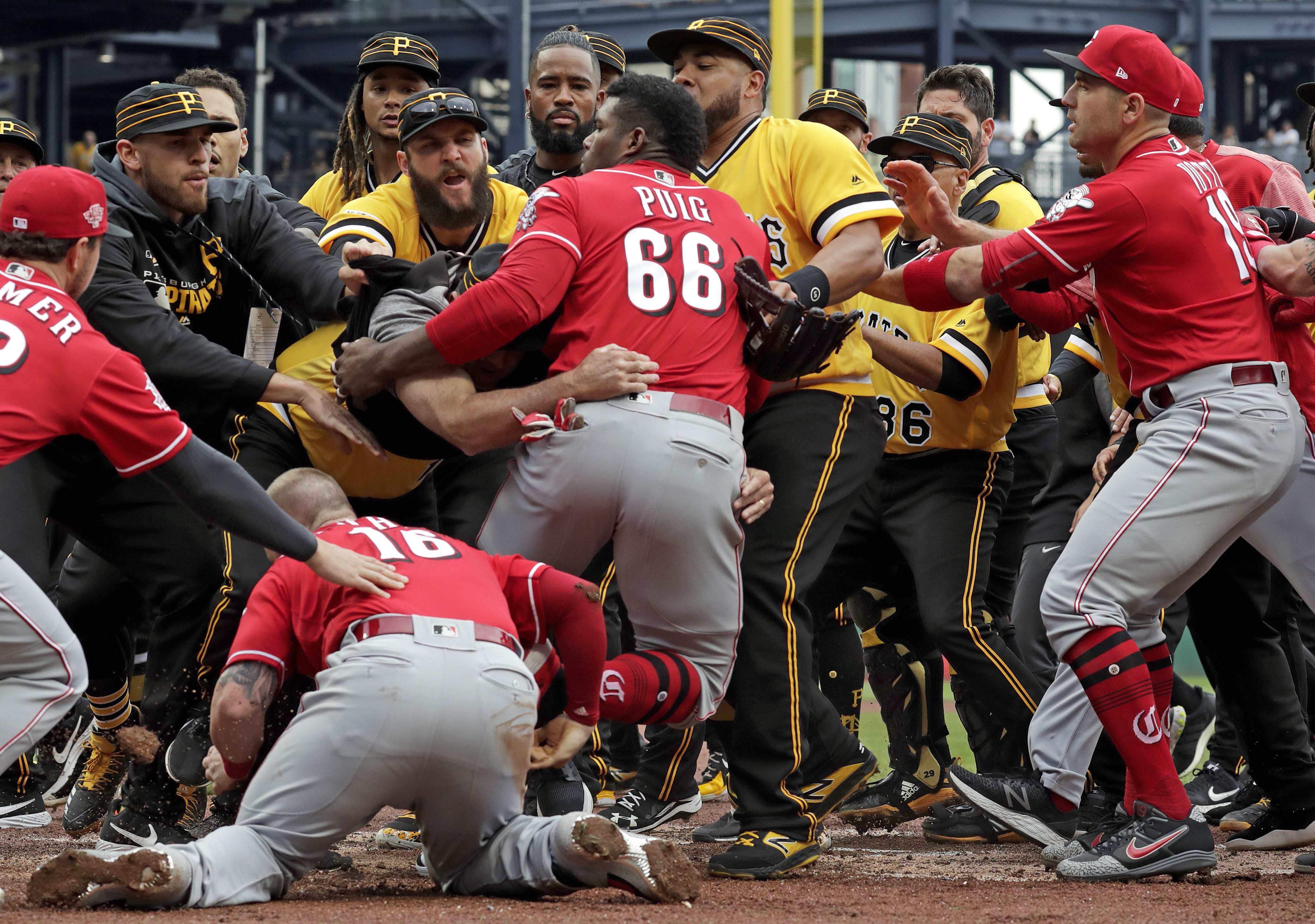 How a Chris Archer pitch ignited a benches-clearing brawl between Reds and  Pirates