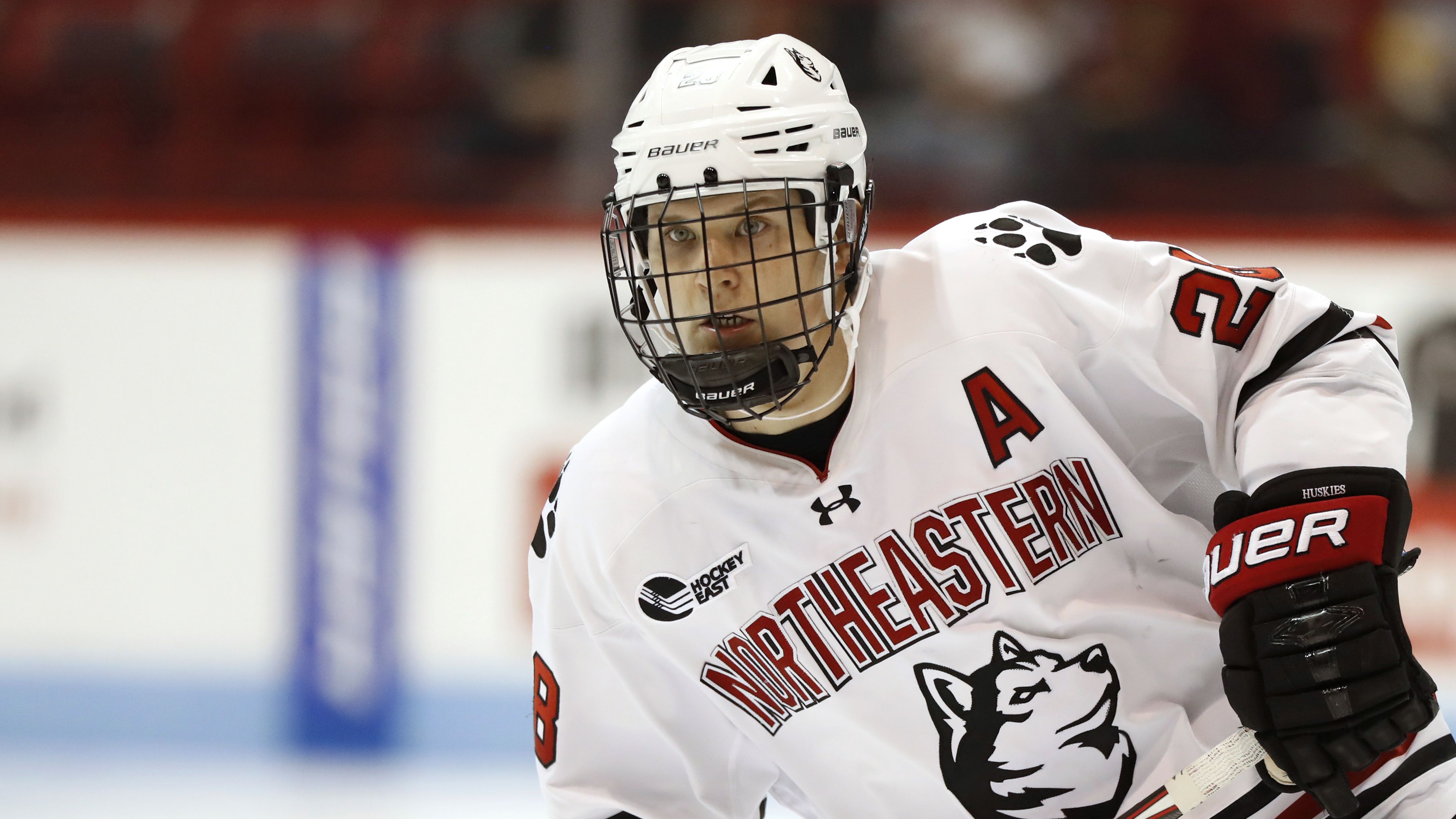 Women's Weekly Release: Northeastern Sweeps Opening League Series - Hockey  East Association