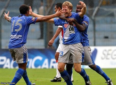 Azules Ganan Con Drama En Su Casa F Tbol El Universo